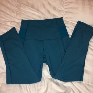 Blue cropped lululemon leggings